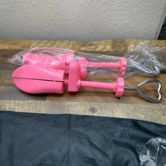 Lanney Shoe Stretcher for Women 4-Way Shoe Expander Widener Pink Plastic - Picture 5 of 10